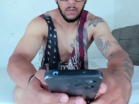 Edy coltt online show from October 2, 1:59 pm