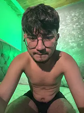 DanteRushh online show from March 6, 8:00 am