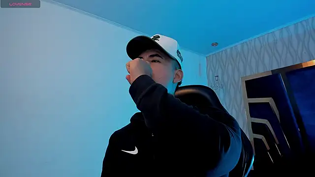 Draven Marceaux online show from November 10, 11:26 am