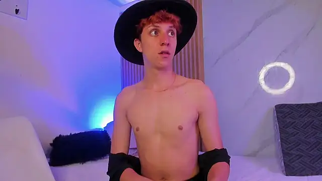 IM DAREN online show from April 2, 3:48 am