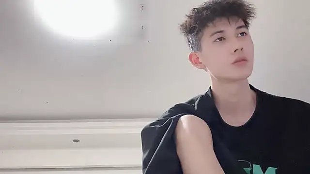 xiaojie2563 online show from November 4, 9:32 am