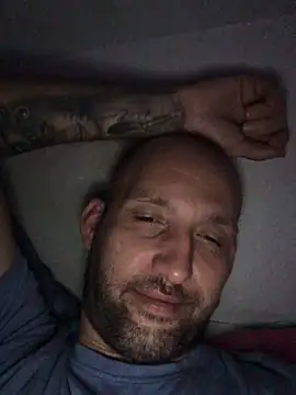 Nicobellich1989 online show from November 16, 1:30 am