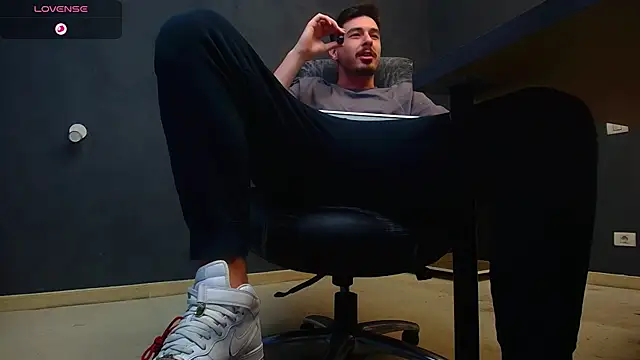 EnzoRace online show from October 25, 6:26 am