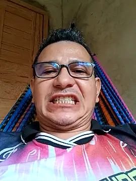 JPJALENQUER online show from April 23, 5:15 pm