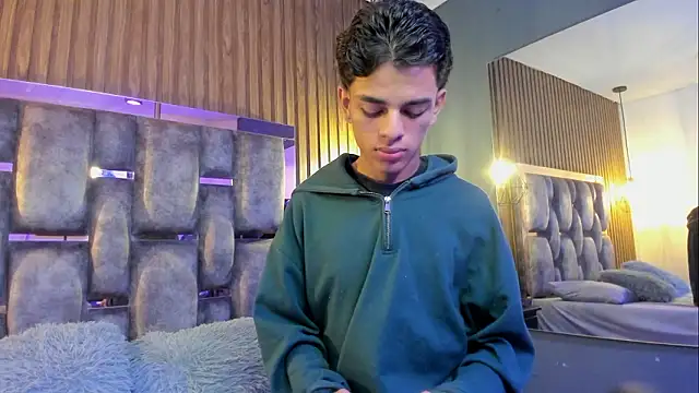 owen  johnson online show from February 3, 11:59 am