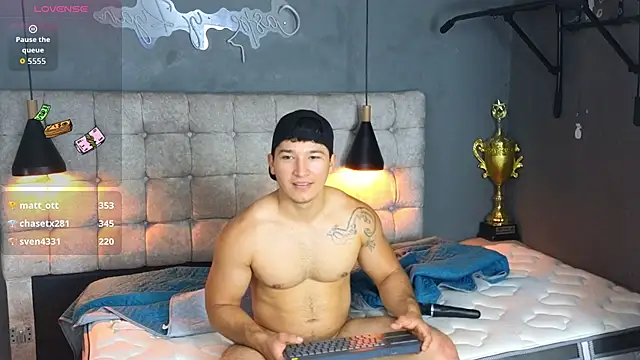 Horny nick18 online show from September 26, 2:48 pm