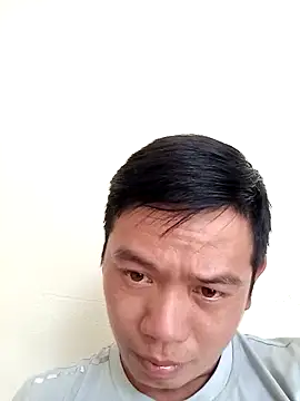 Snapshot of DungLuongg chatting on October 27, 3:53 am DungLuongg online show from October 27, 3:53 am