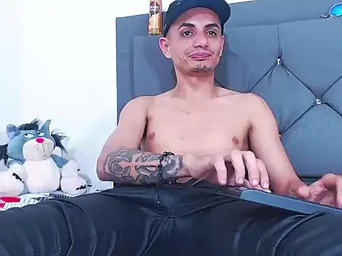 pitersonntt online show from October 26, 11:01 am