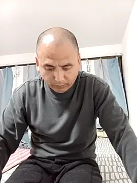 CWQ123 online show from April 1, 1:52 pm