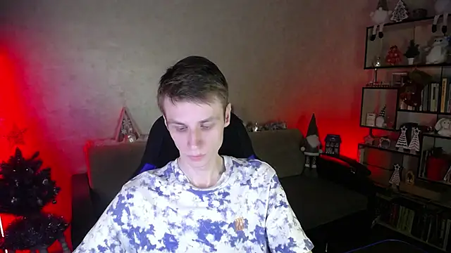 yes cute boy  online show from January 7, 6:02 pm