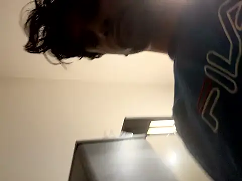 Snapshot of Gipsyboysteve chatting on October 21, 6:44 pm Gipsyboysteve online show from October 21, 6:44 pm