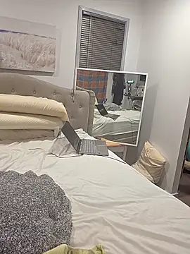 iamthepublickmasterbater online show from March 15, 2:34 pm