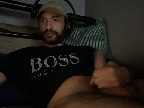 majorb121 online show from November 3, 8:21 pm