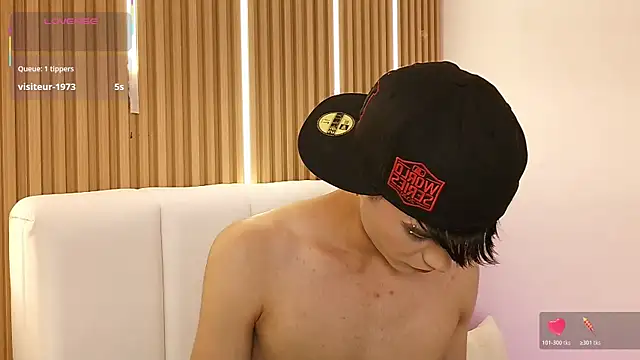 Dulcey  online show from February 20, 4:31 am