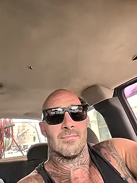 Snapshot of joeyoneill chatting on September 8, 7:24 pm joeyoneill online show from September 8, 7:24 pm