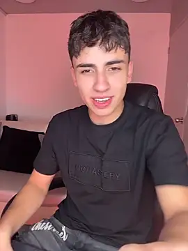 AdrianRinaldi online show from March 2, 8:05 pm