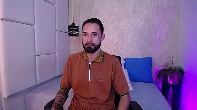 Hisoka 011 online show from February 13, 7:52 pm