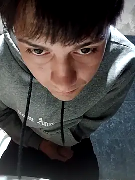 REVergon1 online show from April 27, 2:02 pm