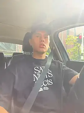 twinguys online show from March 31, 2:41 pm