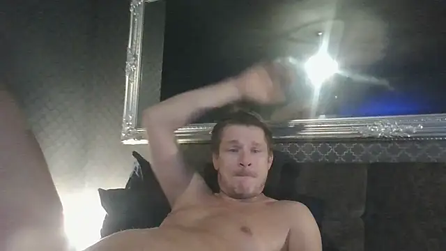 davenudistplaypalace online show from November 2, 12:48 am