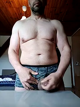 calofarru online show from October 10, 12:10 pm