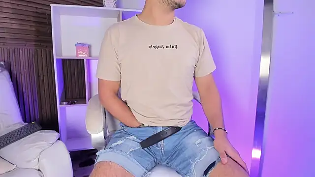 Axel grey  online show from October 28, 1:24 pm