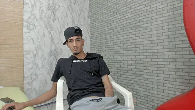 Sexvergon 26 online show from November 17, 8:12 pm