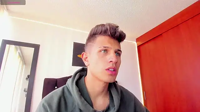 kevin ahss online show from December 13, 8:59 pm