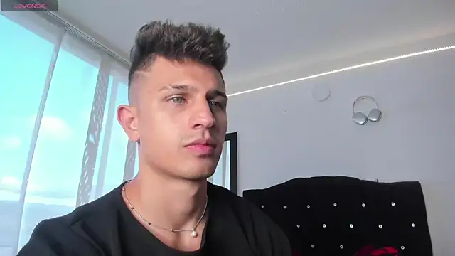 kevin ahss online show from October 24, 10:11 pm