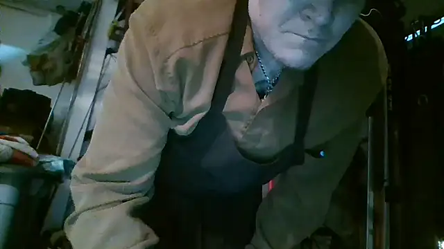 longd4tightpussy online show from April 2, 4:32 am