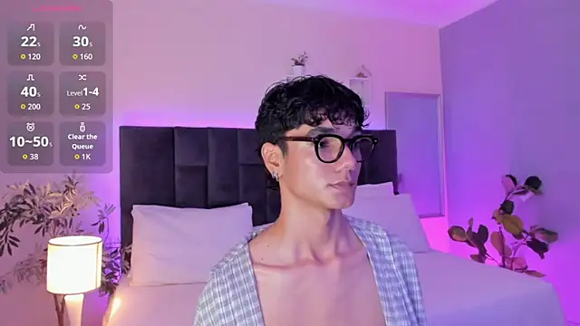 Phillicious   online show from November 21, 10:42 pm