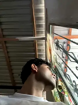 Axel-Mejia online show from November 28, 8:33 pm