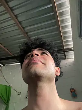 Axel-Mejia online show from April 7, 8:20 pm