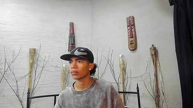 AlanCutee online show from February 2, 1:52 pm