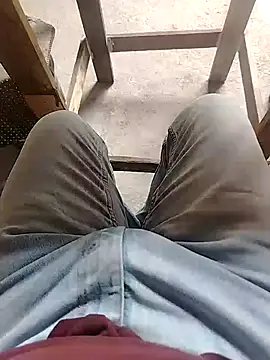 Alaver2587 online show from February 8, 7:40 pm