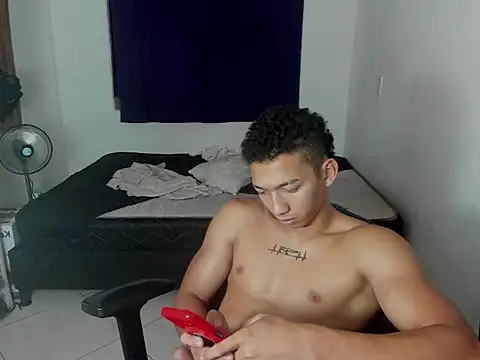 JuanchiT66 online show from October 28, 9:17 pm