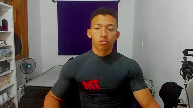 JuanchiT66 online show from October 1, 4:49 am