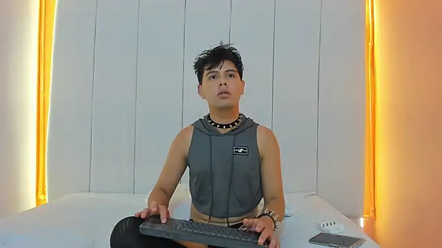 Felipe Cold online show from January 11, 3:21 am