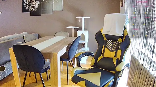 Jason theGreat online show from April 10, 2:35 pm