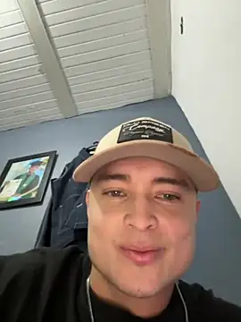 Alexander ferre online show from October 22, 5:38 pm