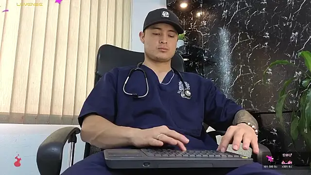 Alexander ferre online show from February 17, 1:32 pm