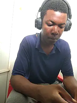 sweetdickboy2 online show from March 19, 11:57 am