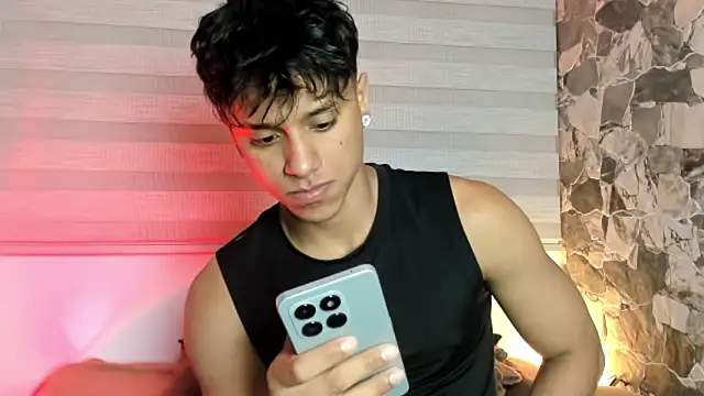 ZYZZ1312 online show from March 25, 2:48 am