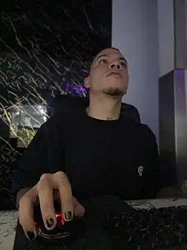 AlphaMasterXxx online show from November 25, 4:03 am