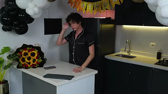 Timmyshy  online show from December 14, 8:27 pm