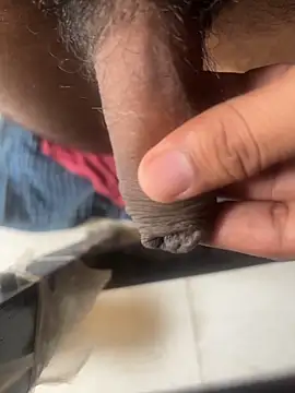 longfuckk online show from March 11, 3:13 am