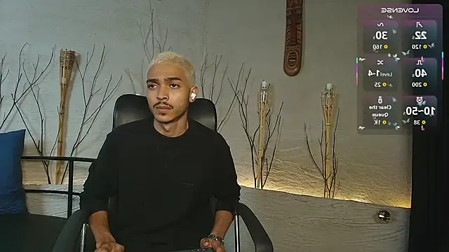 Snapshot of MarcusRain_ chatting on October 21, 7:28 pm MarcusRain online show from October 21, 7:28 pm