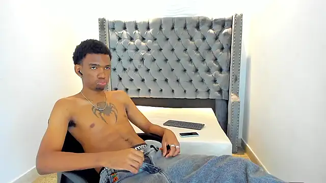 nero reyd online show from March 16, 7:18 pm