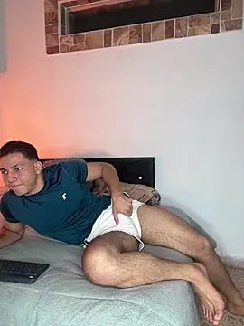 max valiant1 online show from September 17, 4:57 am