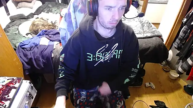 womenhateme69 online show from February 15, 5:57 am